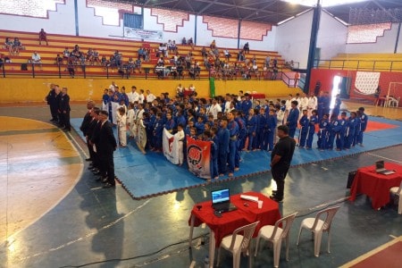 Abertura de competição